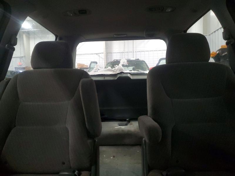 Photo 10 from auction – 2004 HONDA ODYSSEY LX with VIN 5FNRL18544B133078