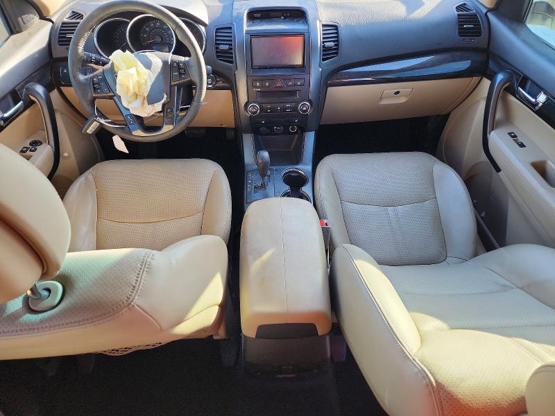 Photo 8 from auction – 2011 KIA SORENTO with VIN 5XYKU4A29BG013959