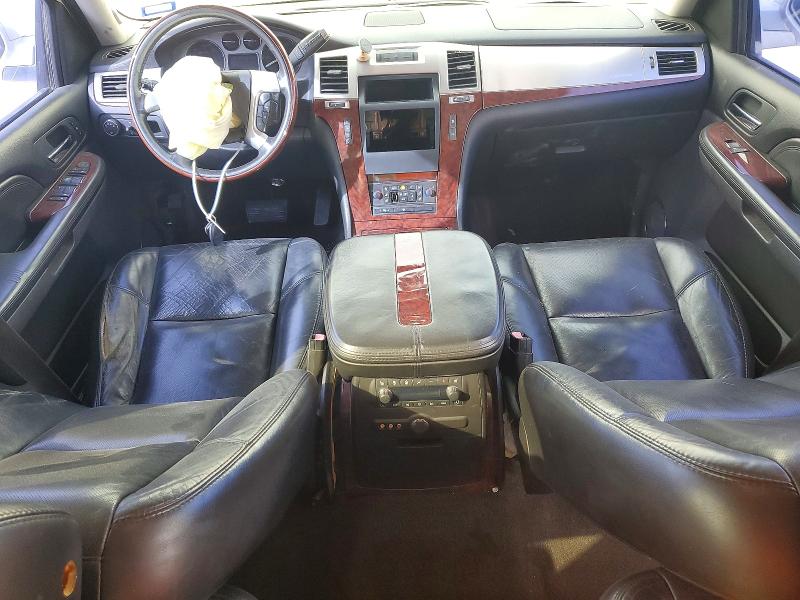 Photo 8 from auction – 2007 CADILLAC ESCALADE with VIN 1GYEC63817R416799