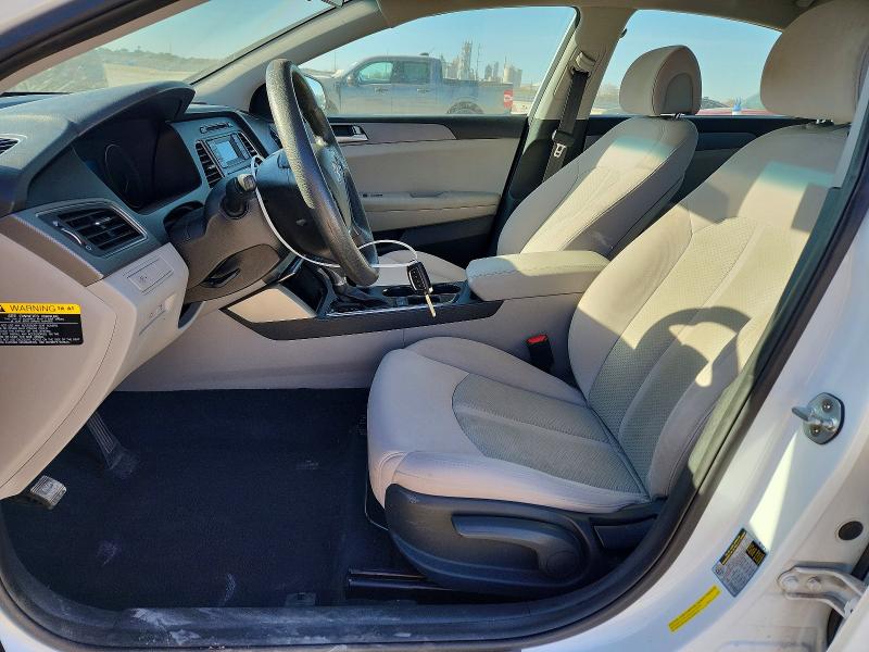 Photo 7 from auction – 2016 HYUNDAI SONATA SE with VIN 5NPE24AF9GH409752