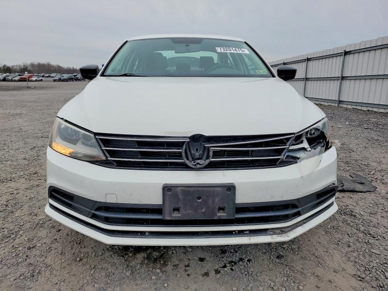 Photo 5 from auction – 2015 VOLKSWAGEN JETTA BASE with VIN 3VW2K7AJ9FM341385