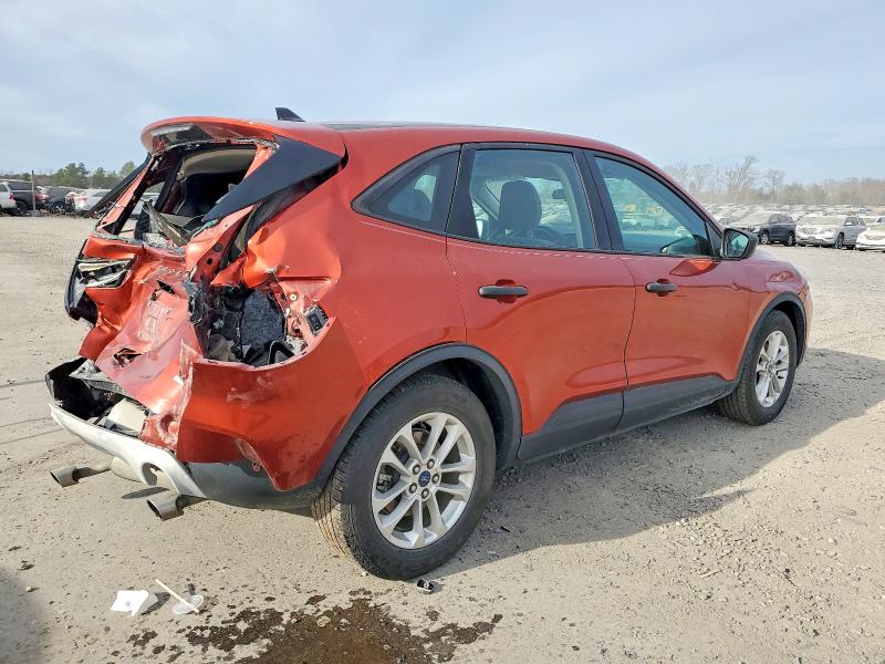 Photo 3 from auction – 2020 FORD ESCAPE S with VIN 1FMCU0F65LUA25448