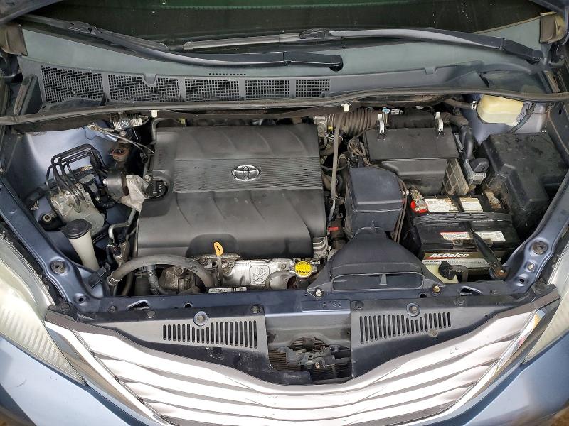 Photo 12 from auction – 2016 TOYOTA SIENNA XLE with VIN 5TDYK3DC8GS713027