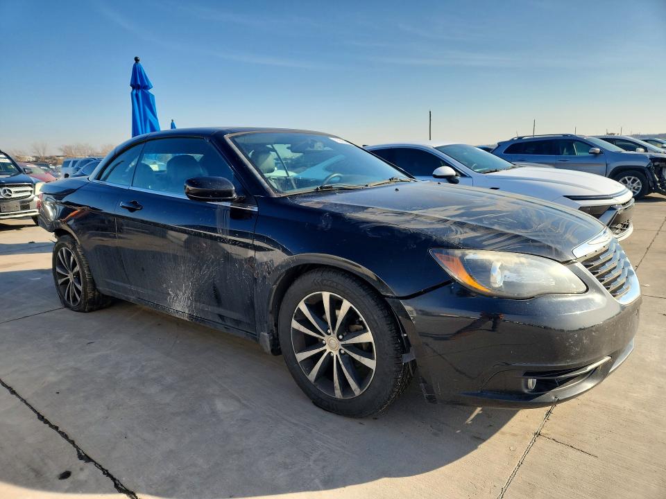 Photo 4 from auction – 2013 CHRYSLER 200 S with VIN 1C3BCBGG0DN508318