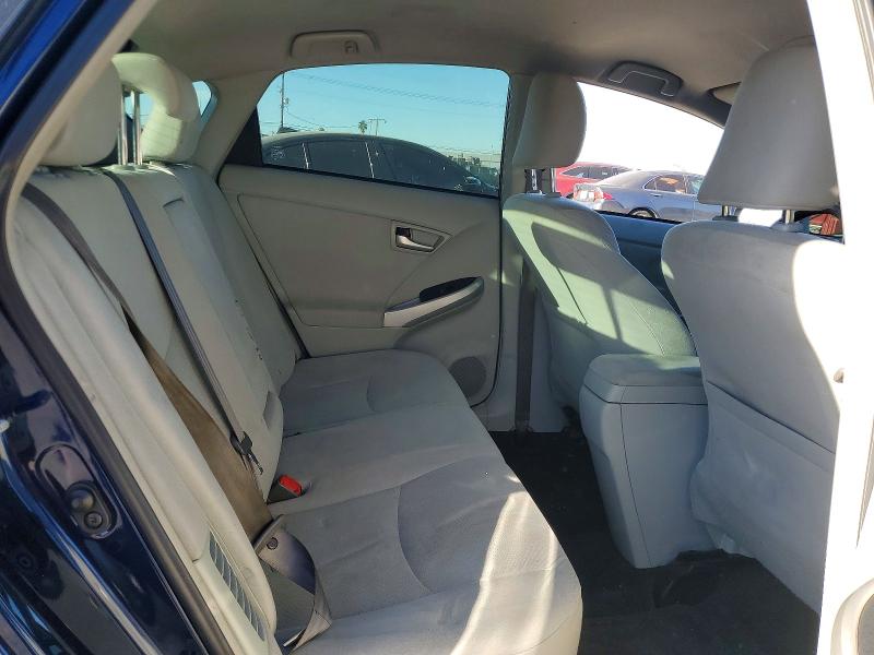 Photo 10 from auction – 2014 TOYOTA PRIUS with VIN JTDKN3DUXE1767123