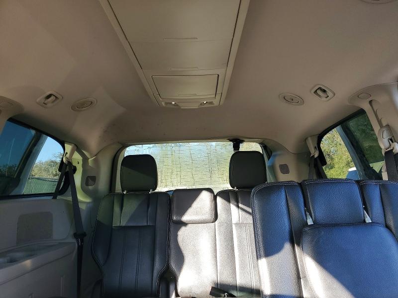 Zdjęcie 10 z aukcji – 2016 CHRYSLER TOWN AND C z VIN 2C4RC1BG9GR205685
