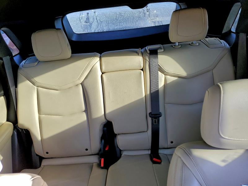 Photo 10 from auction – 2017 CADILLAC XT5 with VIN 1GYKNARS4HZ120969