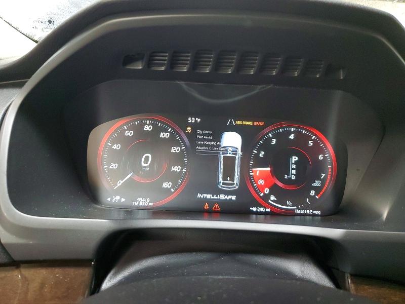 Photo 9 from auction – 2016 VOLVO XC90 T6 with VIN YV4A22PK6G1032356