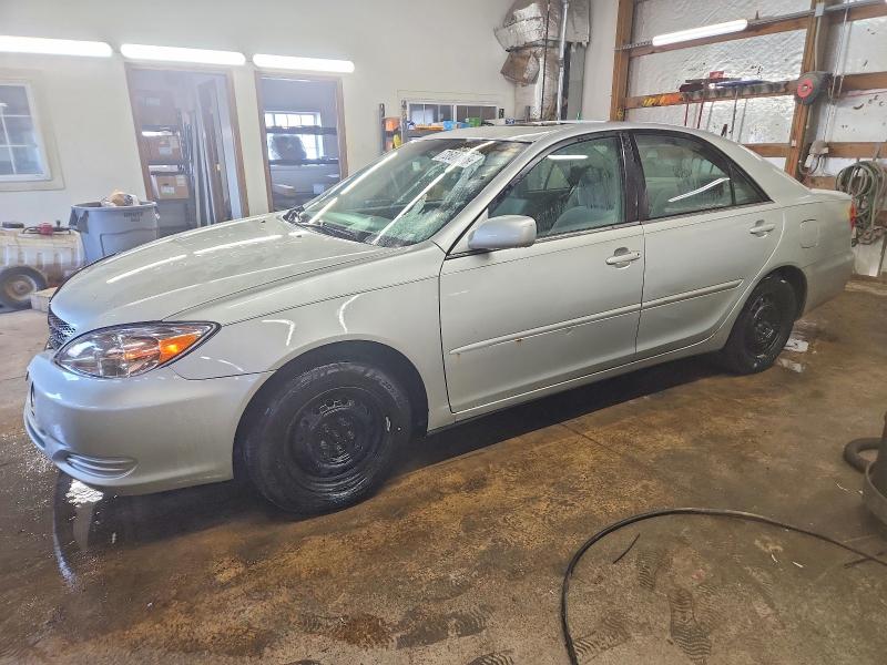 TOYOTA CAMRY LE 2003 with VIN 4T1BE32K43U722042 - Photo from auction