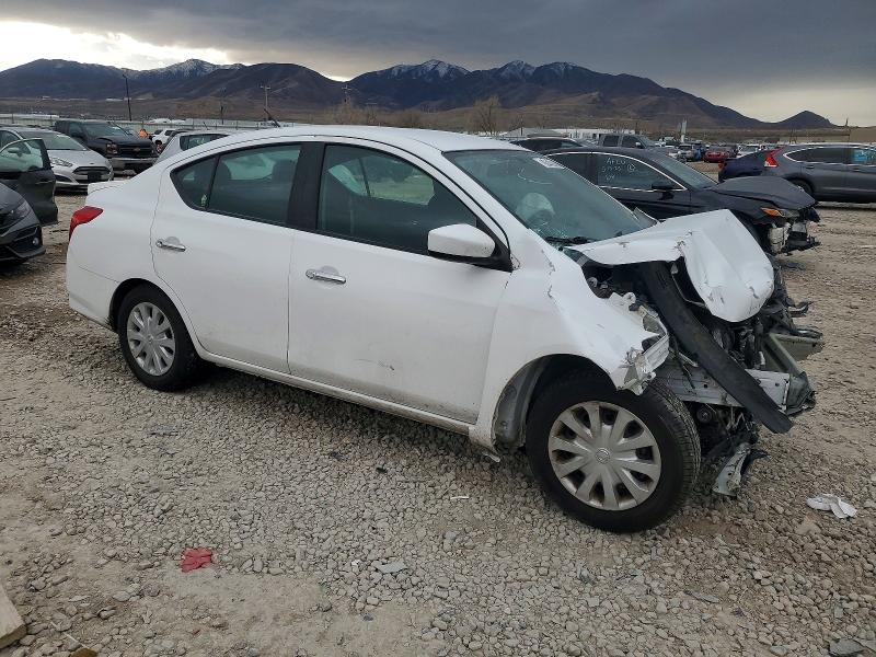 Photo 4 from auction – 2019 NISSAN VERSA S with VIN 3N1CN7AP8KL853189