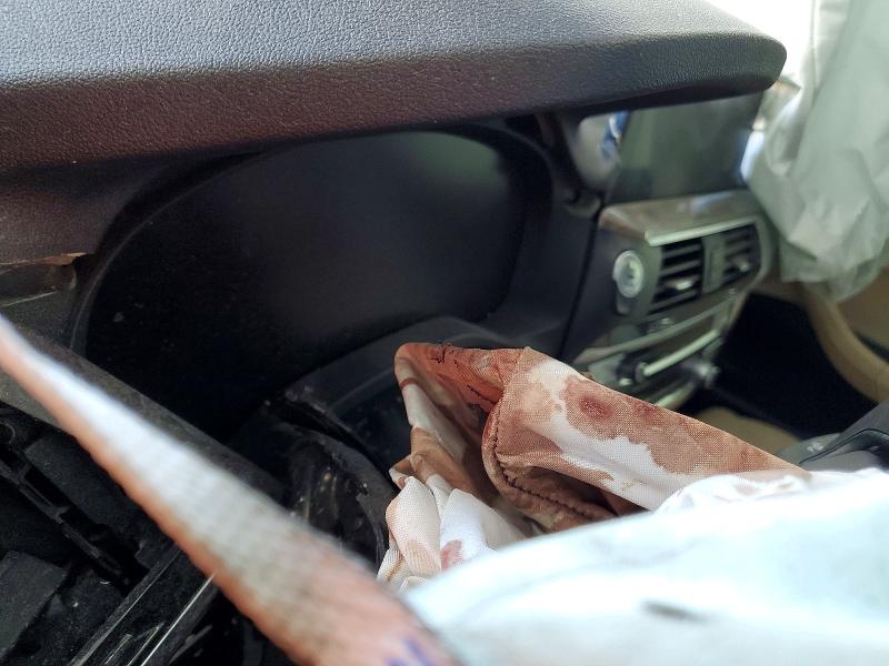 Photo 9 from auction – 2020 BMW X3 with VIN 5UXTY3C09L9B46417