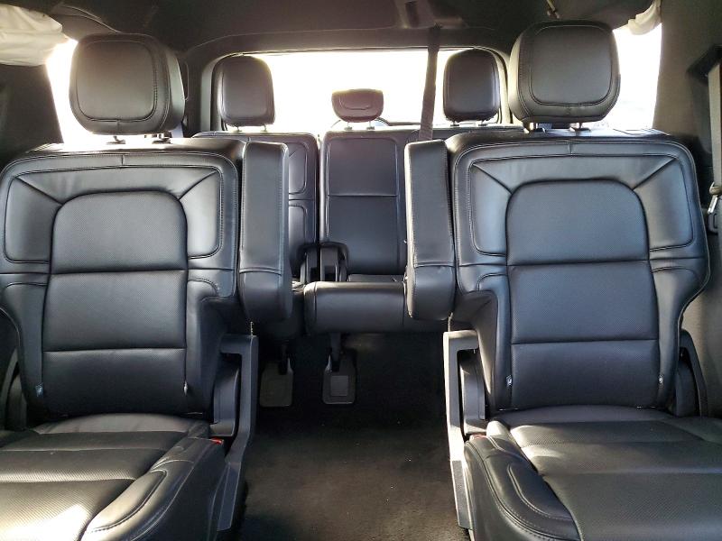 Photo 10 from auction – 2019 LINCOLN NAVIGATOR with VIN 5LMJJ2LT7KEL19915