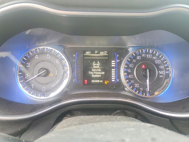 Photo 9 from auction – 2016 CHRYSLER 200 LIMITE with VIN 1C3CCCAB6GN103527