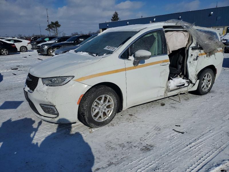 CHRYSLER PACIFICA T 2023 with VIN 2C4RC1BG6PR539849 - Photo from auction