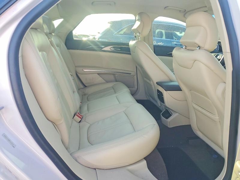 Photo 10 from auction – 2015 LINCOLN MKZ with VIN 3LN6L2G94FR603359