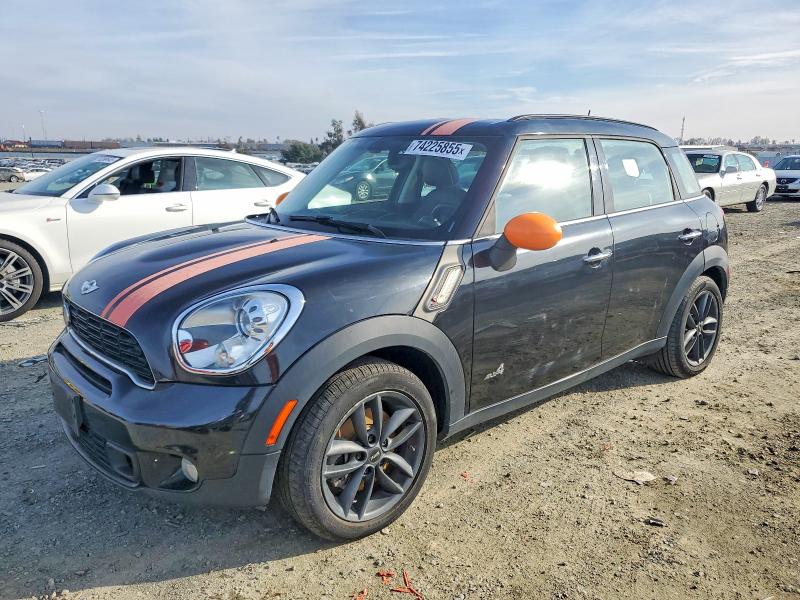 MINI COOPER S C 2013 with VIN WMWZC5C53DWP33291 - Photo from auction