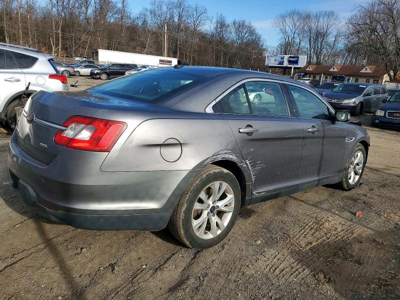Photo 3 from auction – 2011 FORD TAURUS SEL with VIN 1FAHP2EW6BG107545