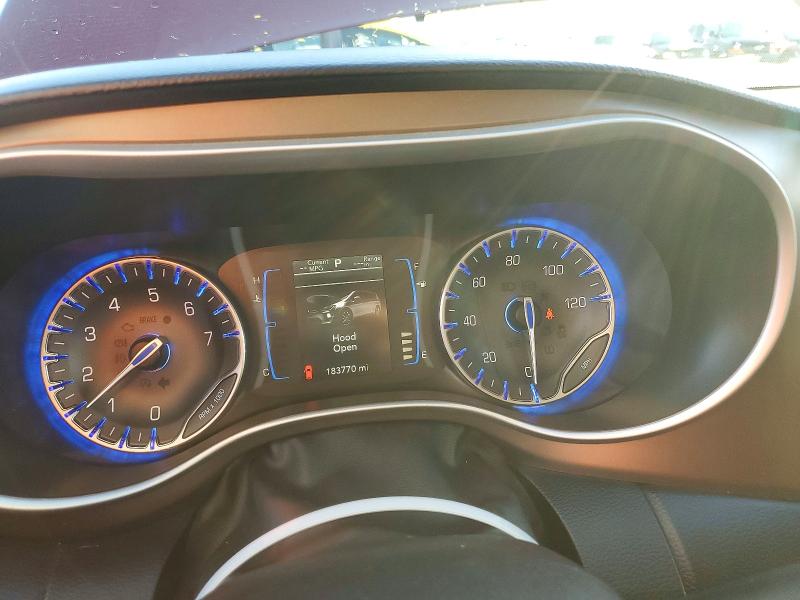 Photo 9 from auction – 2017 CHRYSLER PACIFICA with VIN 2C4RC1BG7HR844407