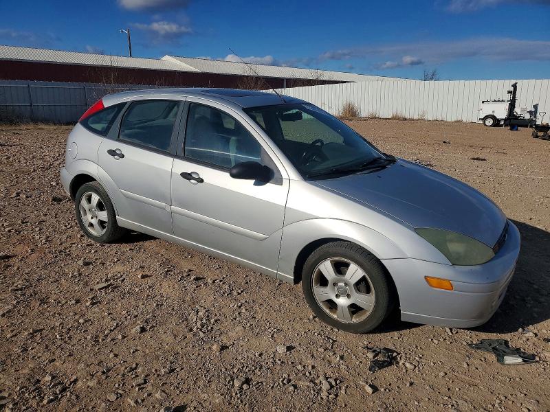 Photo 4 from auction – 2004 FORD FOCUS ZX5 with VIN 3FAFP37Z84R124945