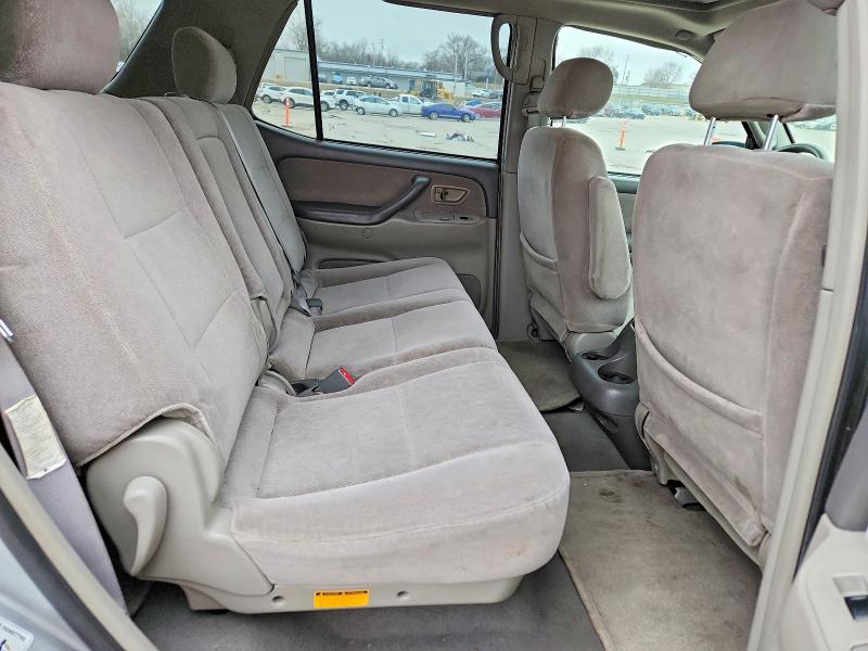 Photo 11 from auction – 2002 TOYOTA SEQUOIA with VIN 5TDZT34A22S096281