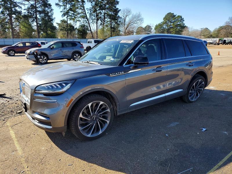 LINCOLN AVIATOR RE 2022 with VIN 5LM5J7XC0NGL04819 - Photo from auction
