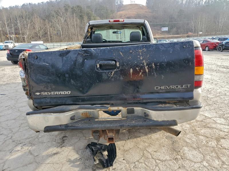 Photo 6 from auction – 2005 GMC SIERRA K25 with VIN 1GTHK24U25E343781