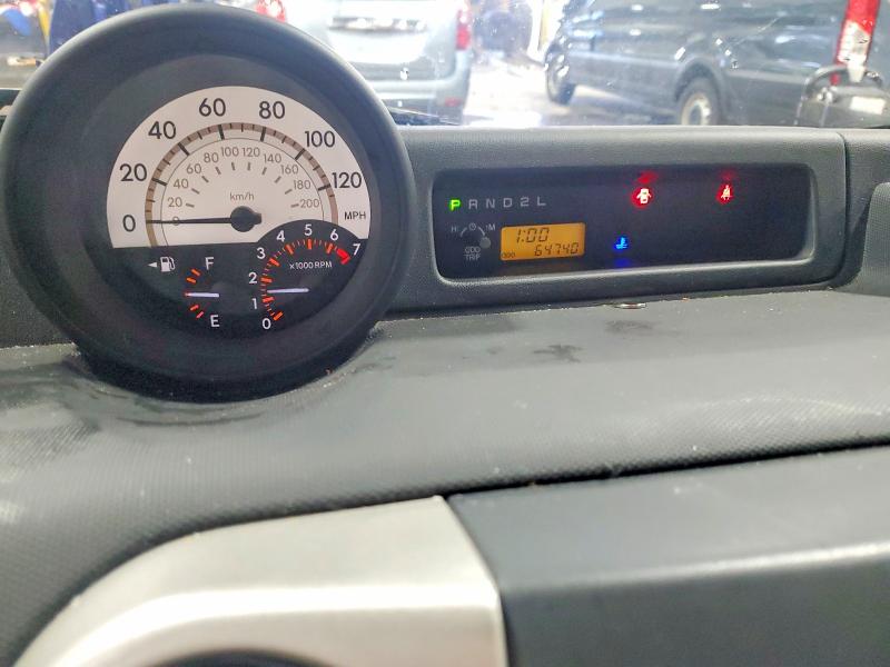 Photo 9 from auction – 2005 TOYOTA SCION XB with VIN JTLKT324550212664