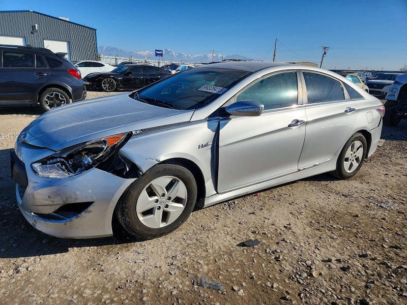 HYUNDAI SONATA HYB 2012 z numerem VIN KMHEC4A49CA026208 - Zdjęcie z aukcji