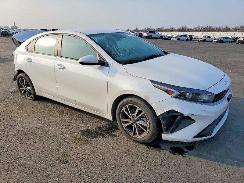 Photo 4 from auction – 2023 KIA FORTE with VIN 3KPF24AD4PE525870