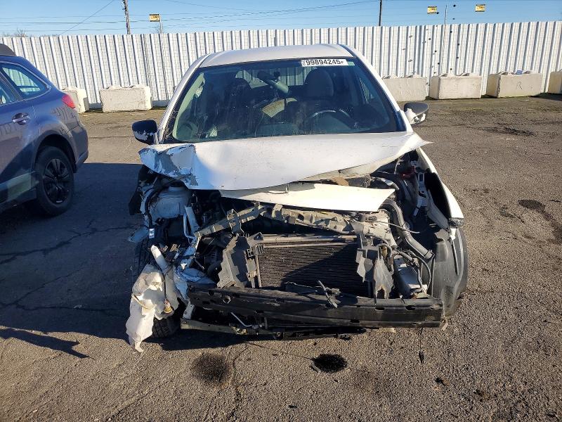 Photo 5 from auction – 2015 NISS VERSA NOTE with VIN 3N1CE2CP4FL375052
