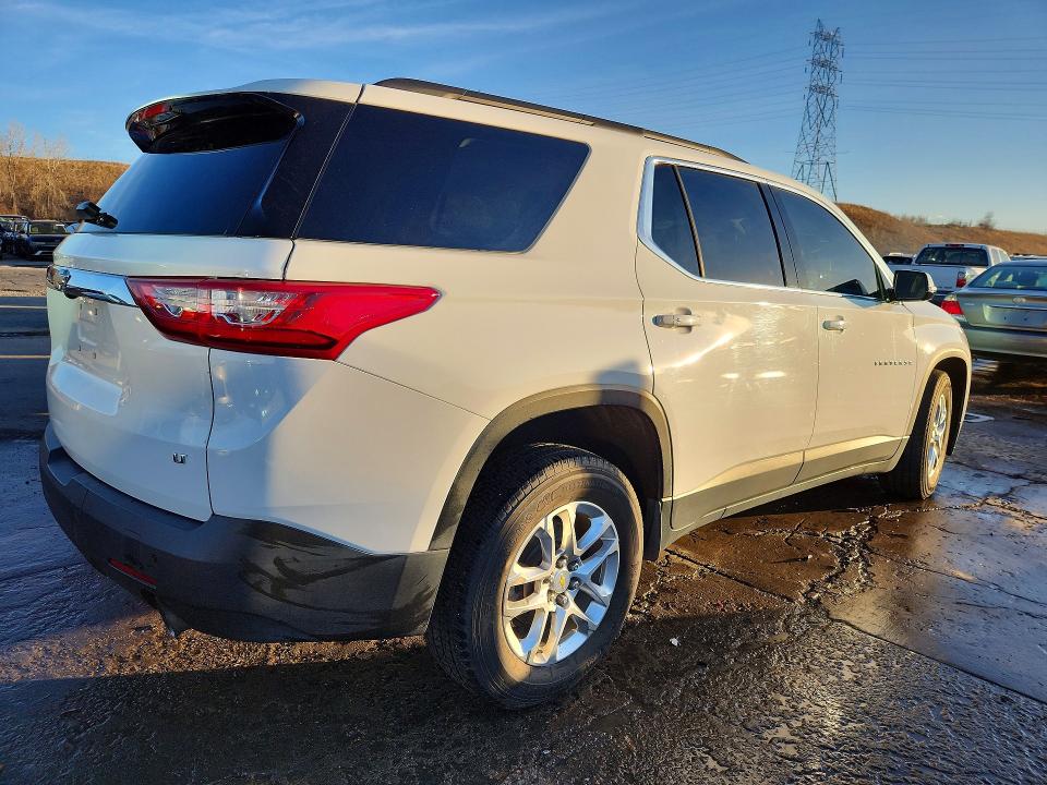 Photo 3 from auction – 2020 CHEVROLET TRAVERSE with VIN 1GNERMKW3LJ168953