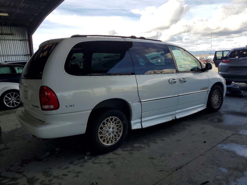 Photo 3 from auction – 1998 CHRYSLER TOWN & COU with VIN 1C4GP64L8WB557883
