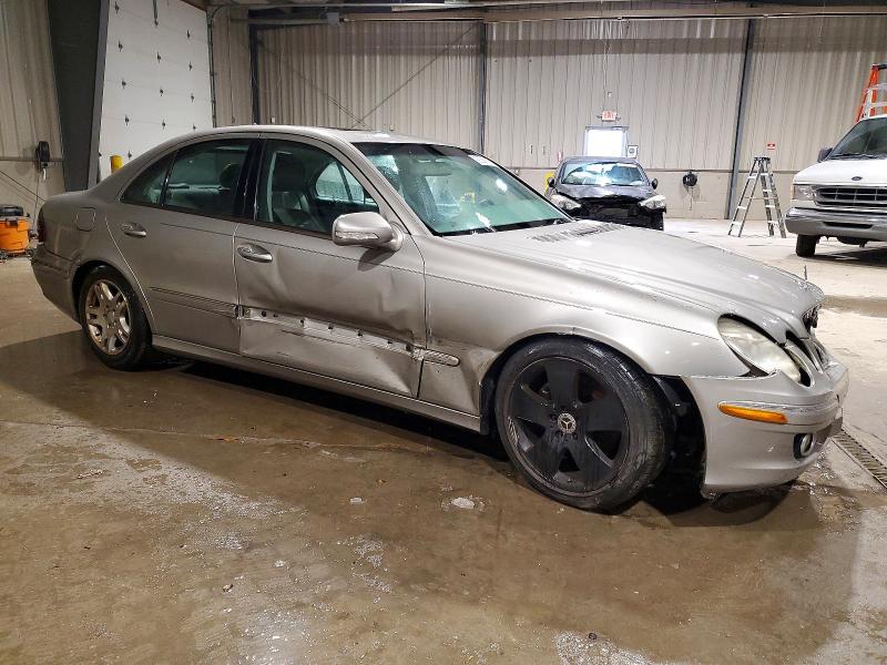 Photo 4 from auction – 2007 MERCEDES-BENZ E 320 CDI with VIN WDBUF22X67B065065