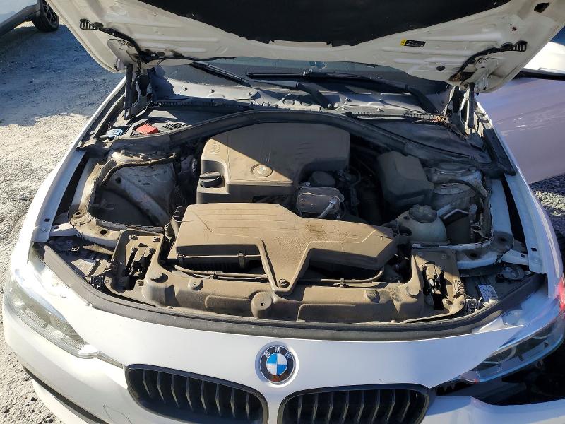 Photo 11 from auction – 2017 BMW 320 with VIN WBA8E1G34HNU17384