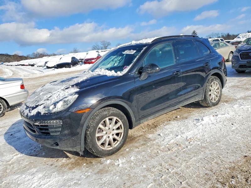 PORSCHE CAYENNE 2012 with VIN WP1AA2A29CLA04157 - Photo from auction