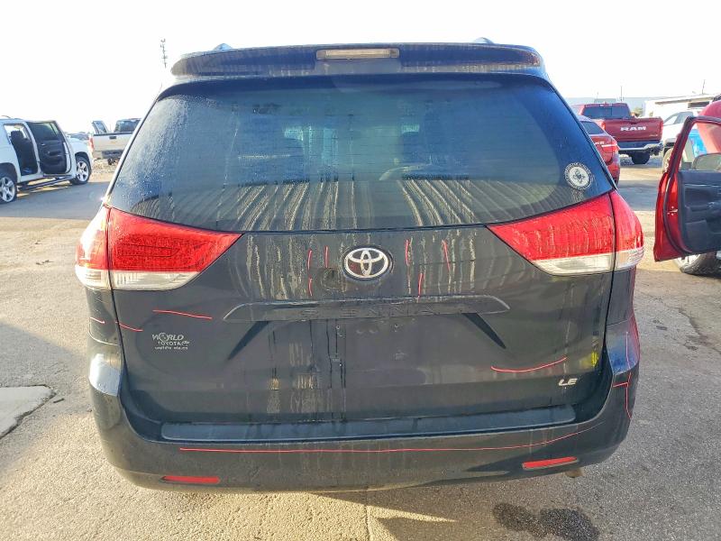 Photo 6 from auction – 2013 TOYOTA SIENNA LE with VIN 5TDKK3DC2DS300957