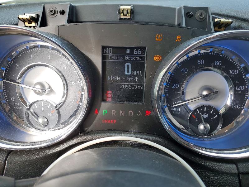 Photo 9 from auction – 2011 CHRYSLER 300 LIMITE with VIN 2C3CA5CGXBH533654