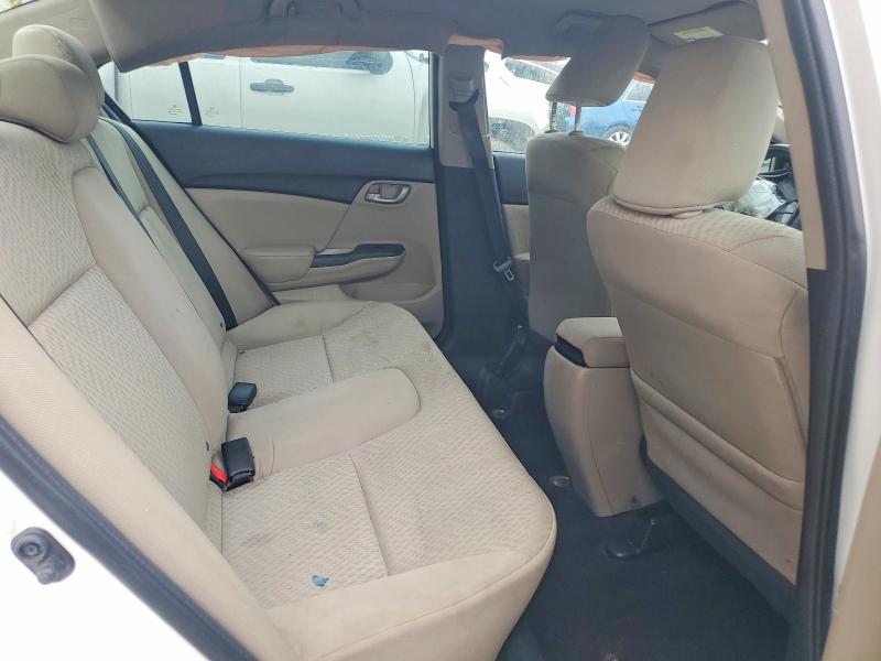 Photo 10 from auction – 2015 HONDA CIVIC LX with VIN 19XFB2F57FE049697