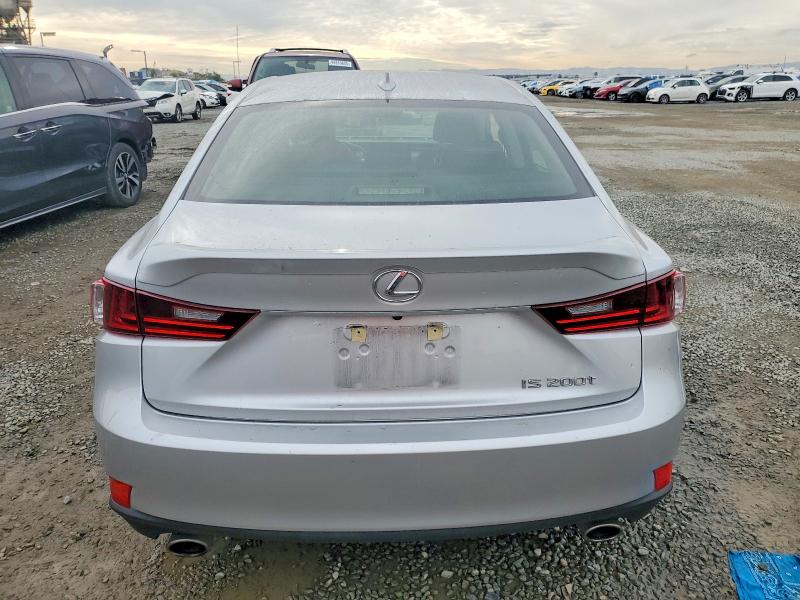 Photo 6 from auction – 2016 LEXUS IS 200T with VIN JTHBA1D29G5010481