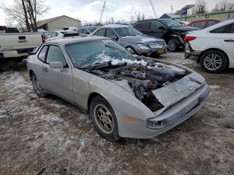 Photo 4 from auction – 1984 PORSCHE 944 with VIN WP0AA0944EN453698