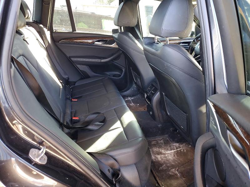 Photo 10 from auction – 2019 BMW X3 SDRIVE3 with VIN 5UXTR7C54KLR46847