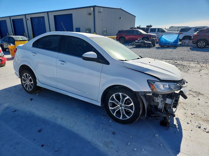 Photo 4 from auction – 2020 CHEVROLET SONIC with VIN 1G1JD5SB5L4135422