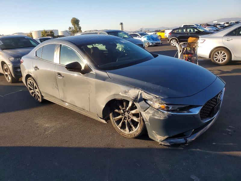 Photo 4 from auction – 2023 MAZDA 3 PREFERRE with VIN 3MZBPACM3PM372574