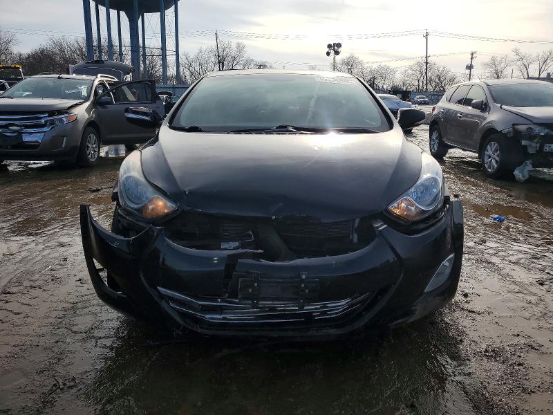 Photo 5 from auction – 2012 HYUNDAI ELANTRA GL with VIN 5NPDH4AE2CH090027