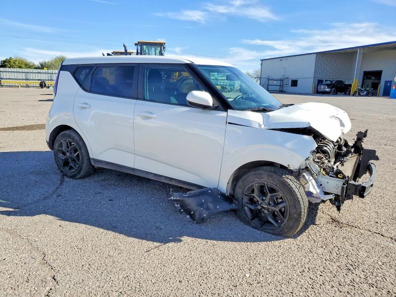 Photo 4 from auction – 2023 KIA SOUL with VIN KNDJ23AU0P7861276