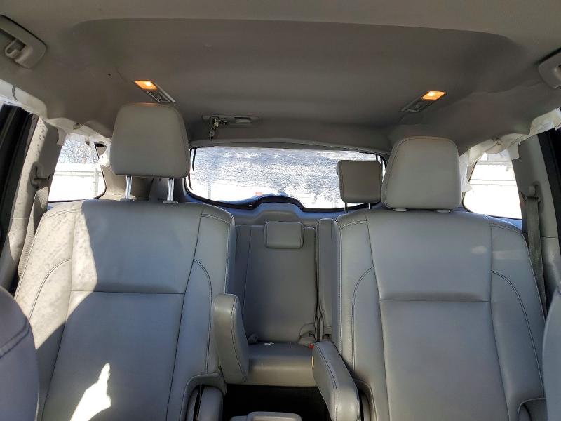 Photo 10 from auction – 2015 TOYOTA HIGHLANDER with VIN 5TDJKRFH8FS204373