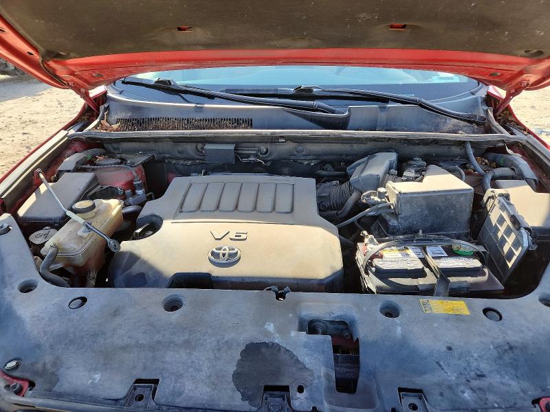 Photo 12 from auction – 2011 TOYOTA RAV4 with VIN 2T3BK4DV6BW042686