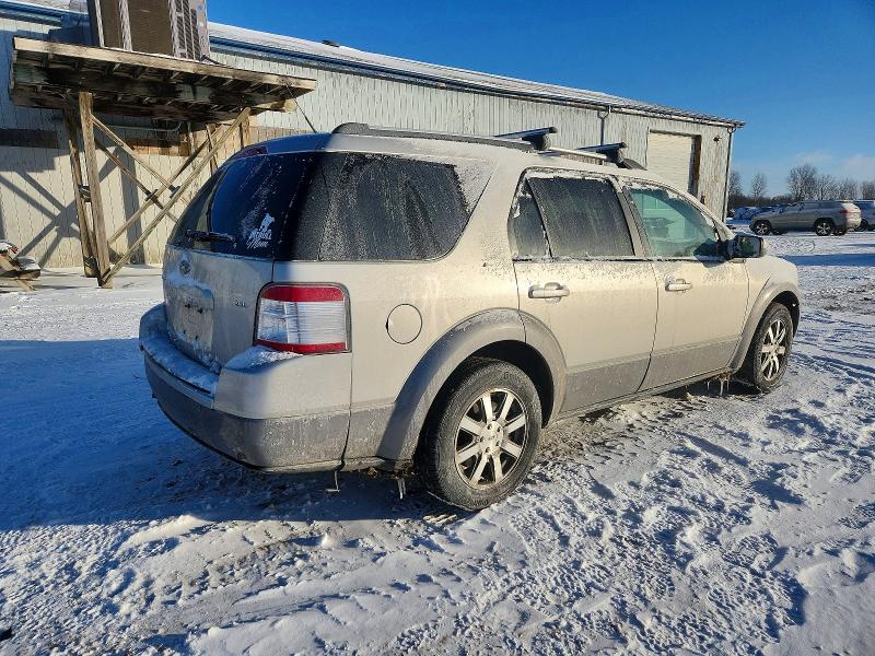 Photo 3 from auction – 2008 FORD TAURUS X with VIN 1FMDK02W98GA01708