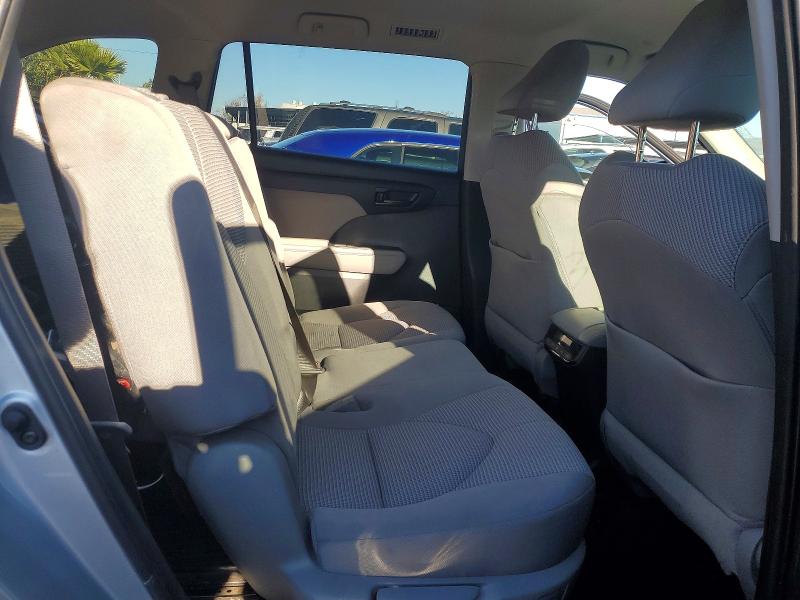 Photo 11 from auction – 2020 TOYOTA HIGHLANDER with VIN 5TDBBRCH7LS001656