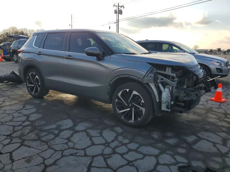 Photo 4 from auction – 2022 MITSUBISHI OUTLANDER with VIN JA4J3UA83NZ025267